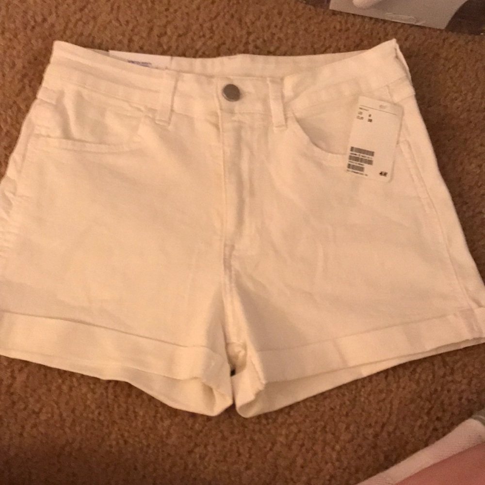 NWT! White Summer Shorts
